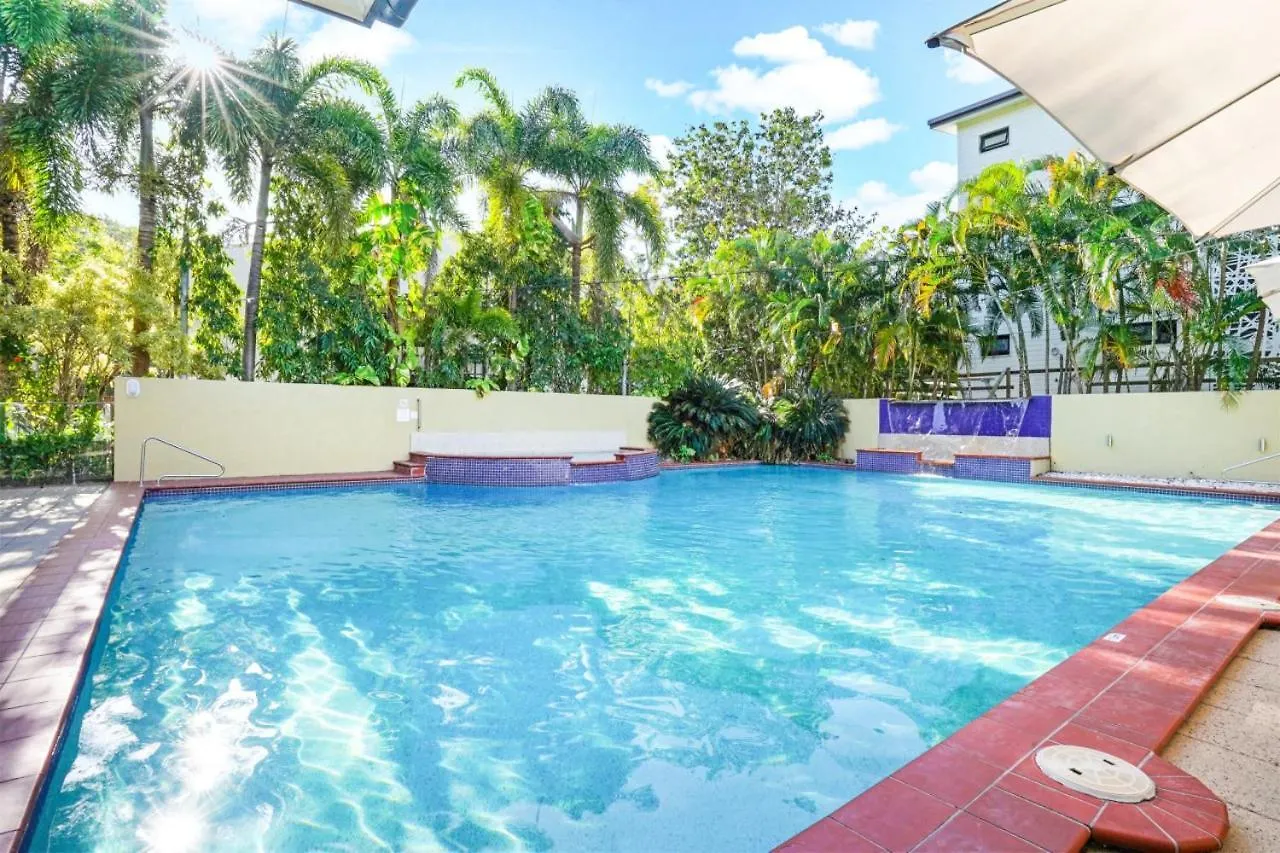 12 Central Plaza Port Douglas Apartament