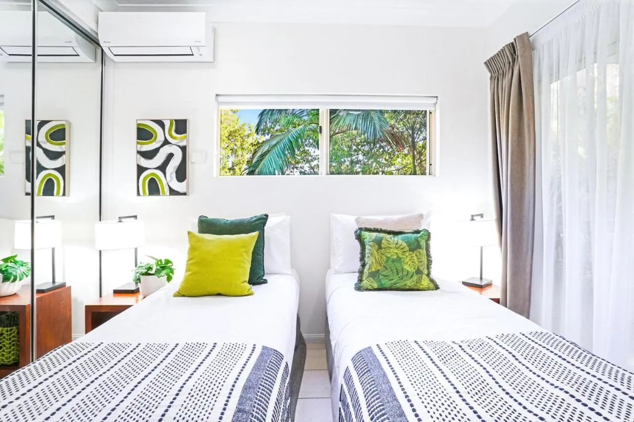 12 Central Plaza Port Douglas 0*,  Australia